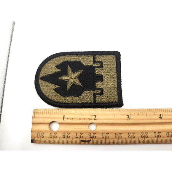 US Army Engineer Command Europe Military Patch Militaria Memorabilia Collectible - Picture 3 of 4